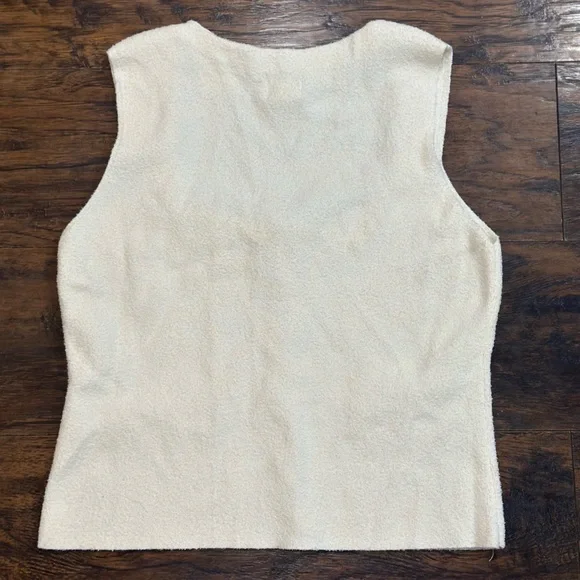 NWT H&M Cream Button-Front Blouse - Picture 7 of 7